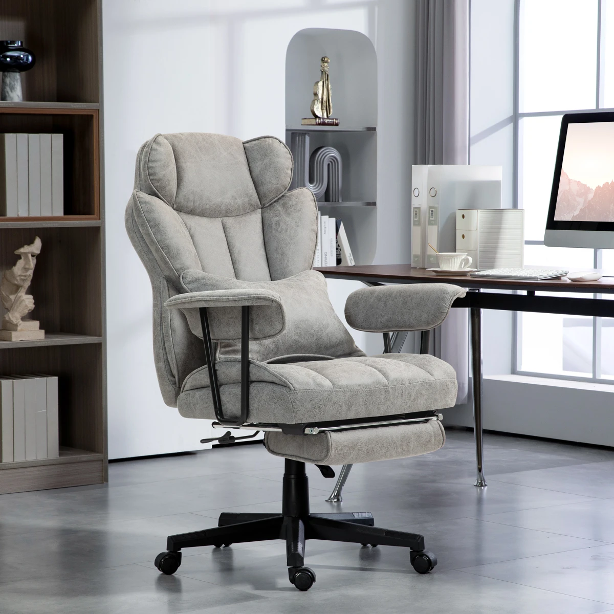 How to Choose a Recliner Office Chair That Actually Suits You