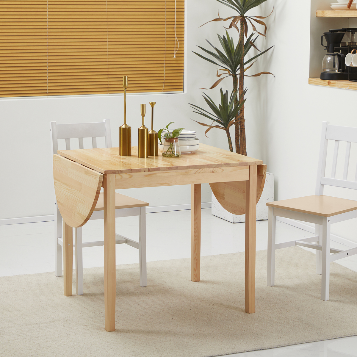 Drop Leaf Dining Tables: Why They're Having a Moment