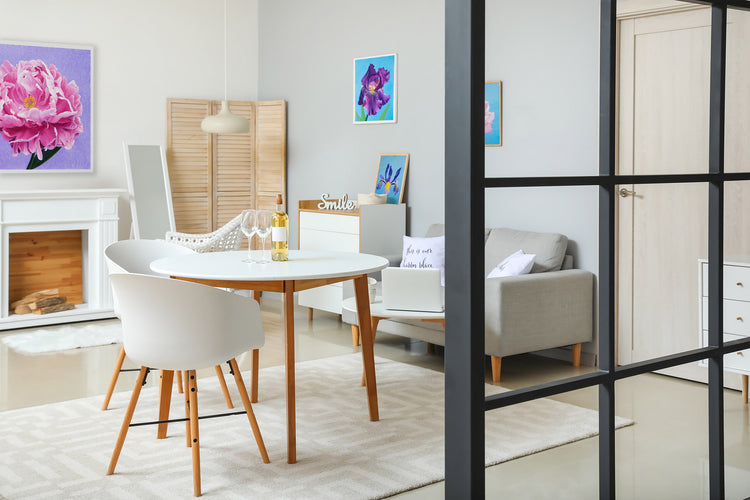 Beige coloured rug with white furniture for a modern look