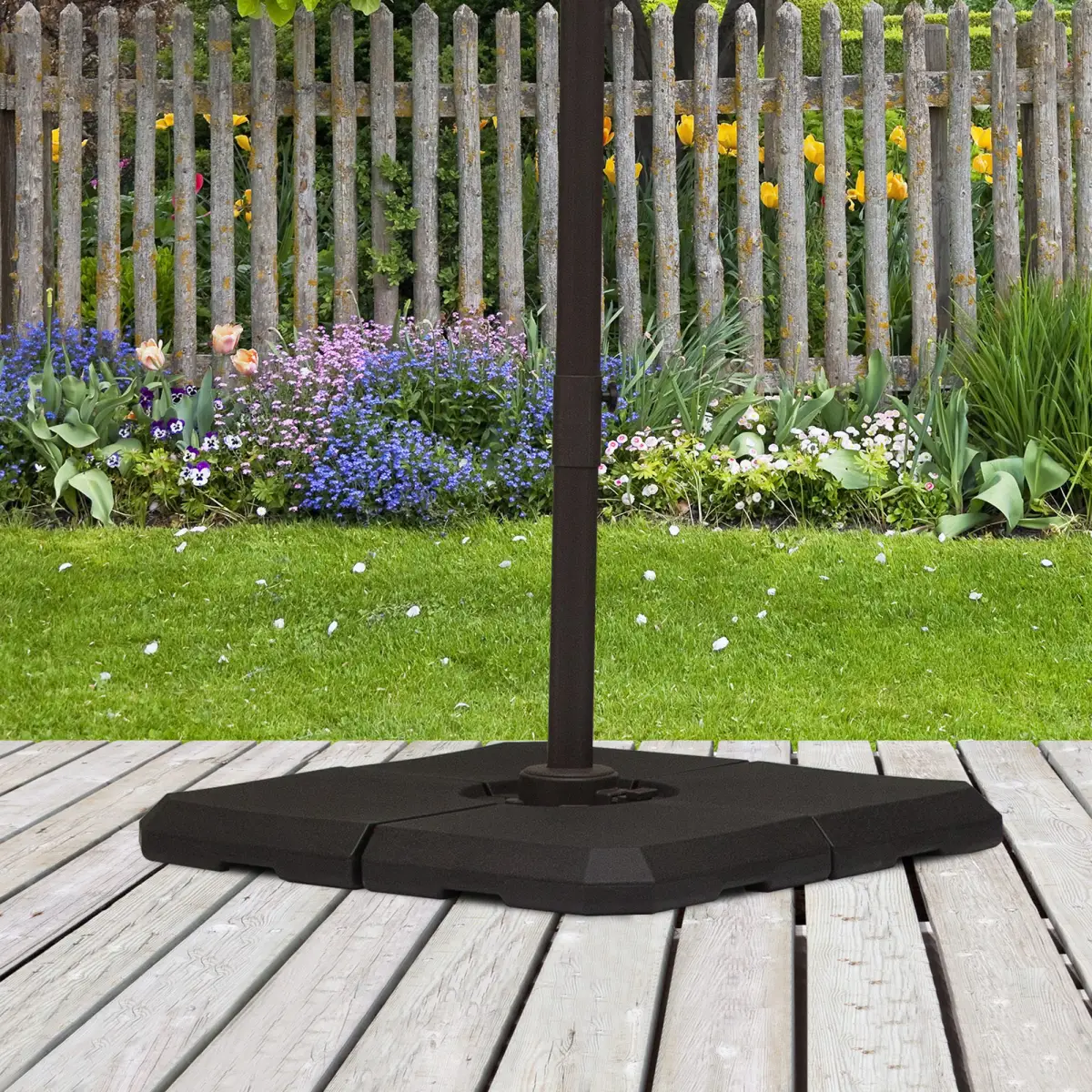 Outsunny HD Polyethylene Sand or Water Fillable Parasol Base Black - Parasol