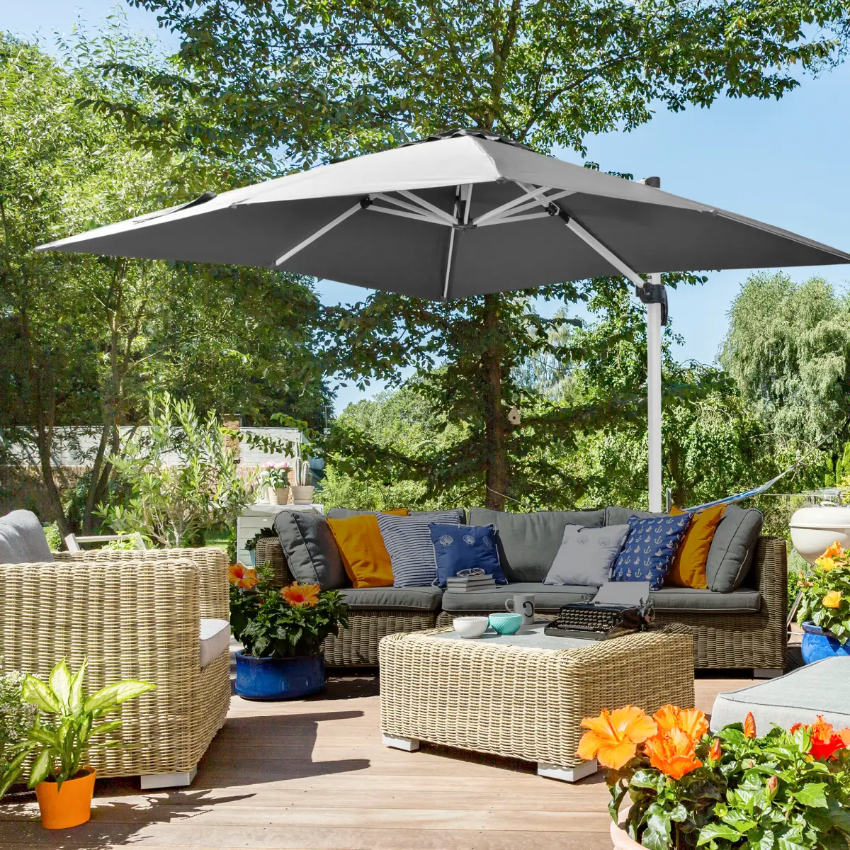Outsunny 3 x 3(m) Cantilever Roma Parasol Garden Umbrella with Cross Base Grey - Parasol