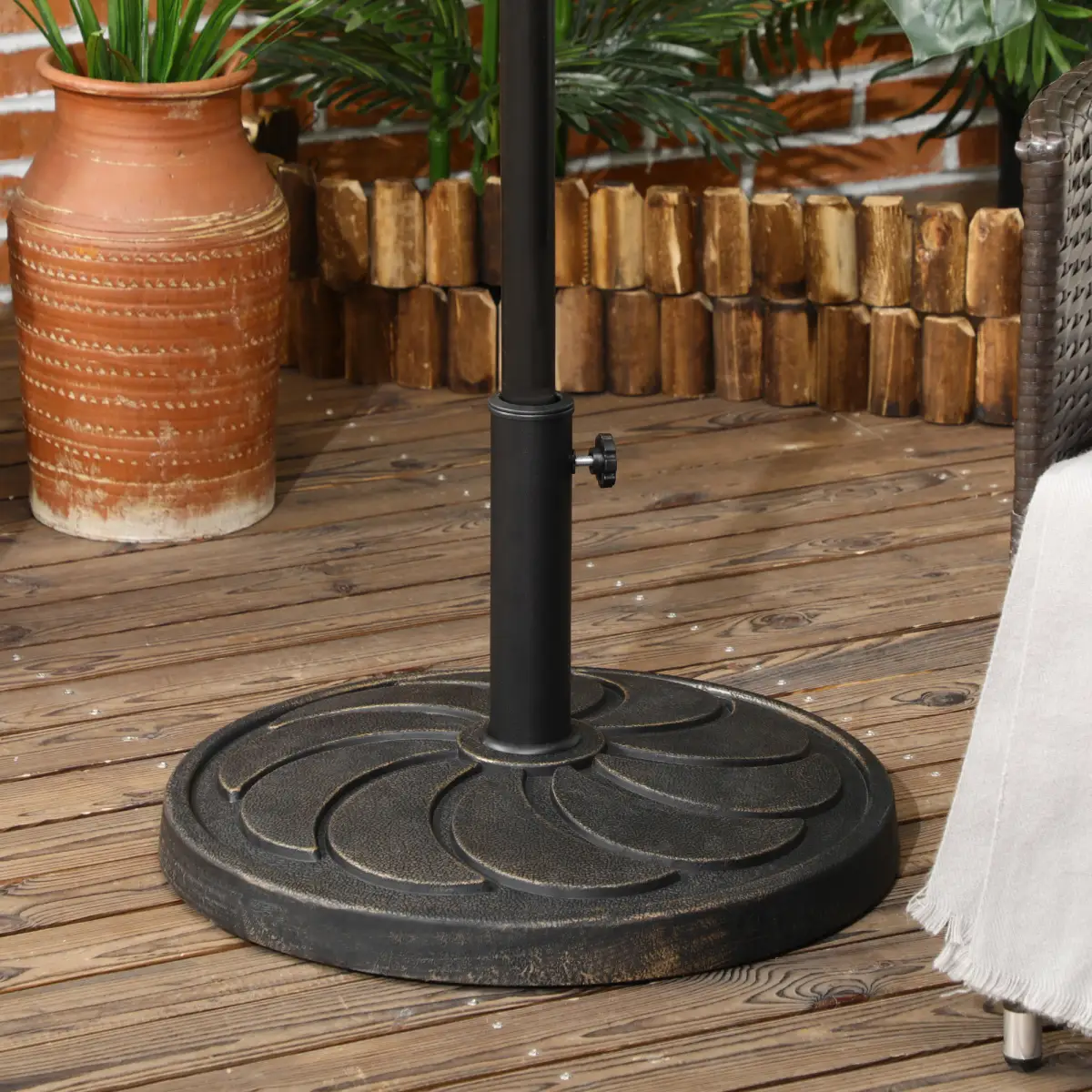 Outsunny Outsunny 18kg Round Resin Garden Parasol Base for Poles of 38mm-48mm - Parasol