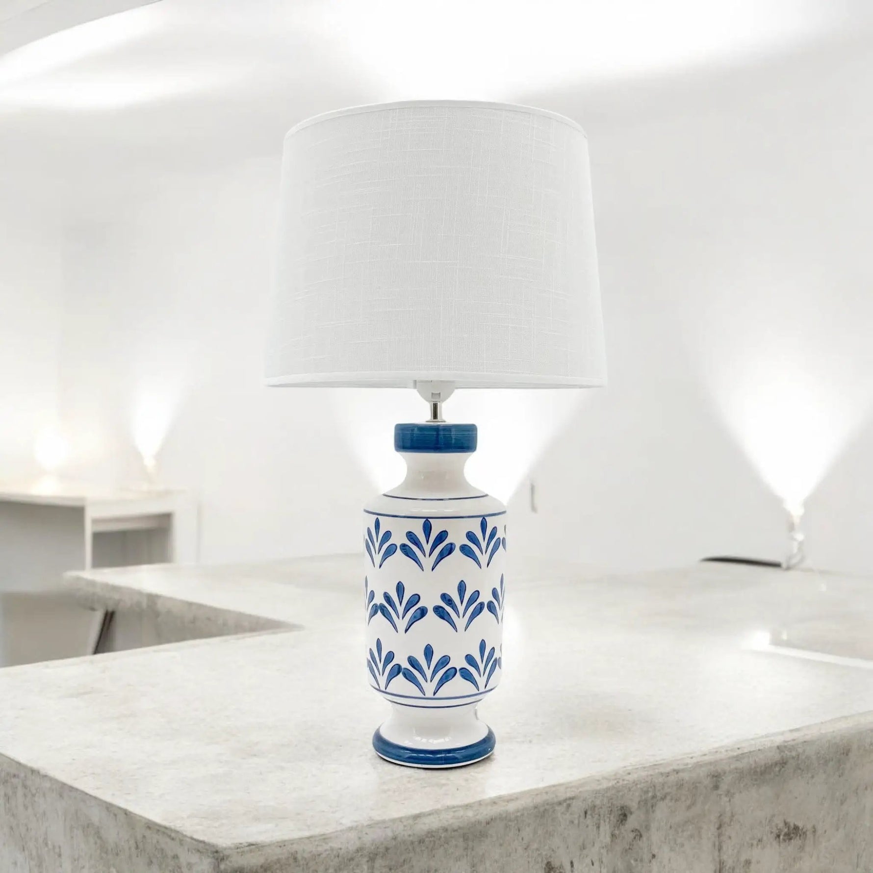 MSL LAMP AND SHADE - Lamp