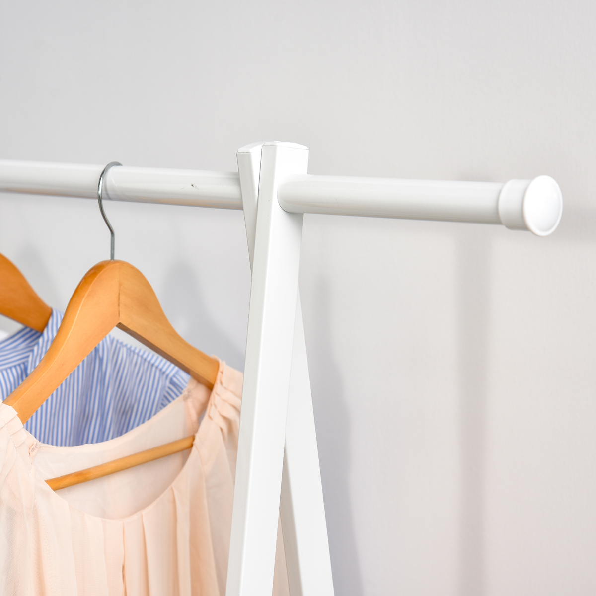 Powder Coated Steel Clothes Rail Tall 2 Shelves Home - HOMCOM - Home Symphony