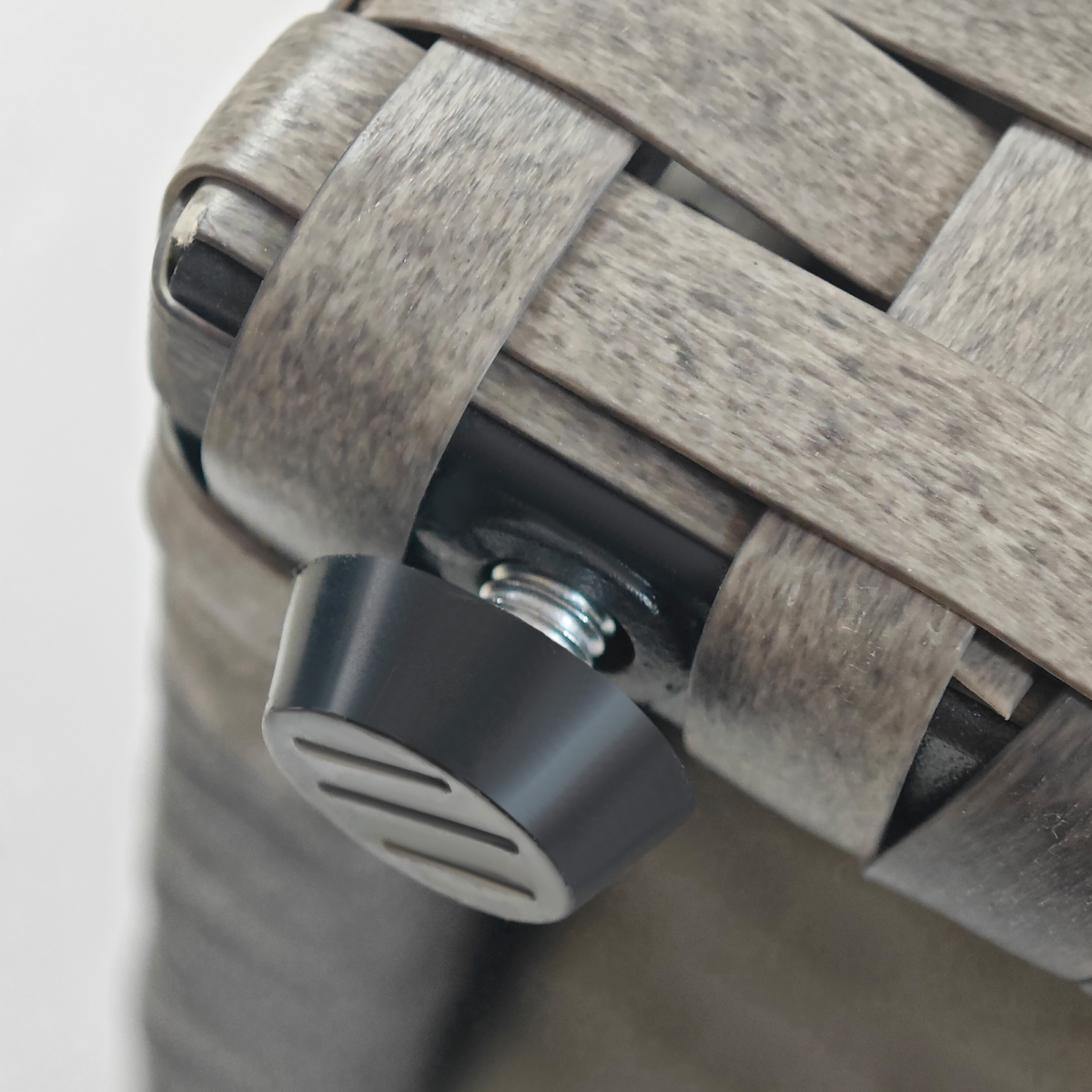 Close-up of Outsunny Planter Box With Trellis showing gray plastic wicker and metal frame with knob detail