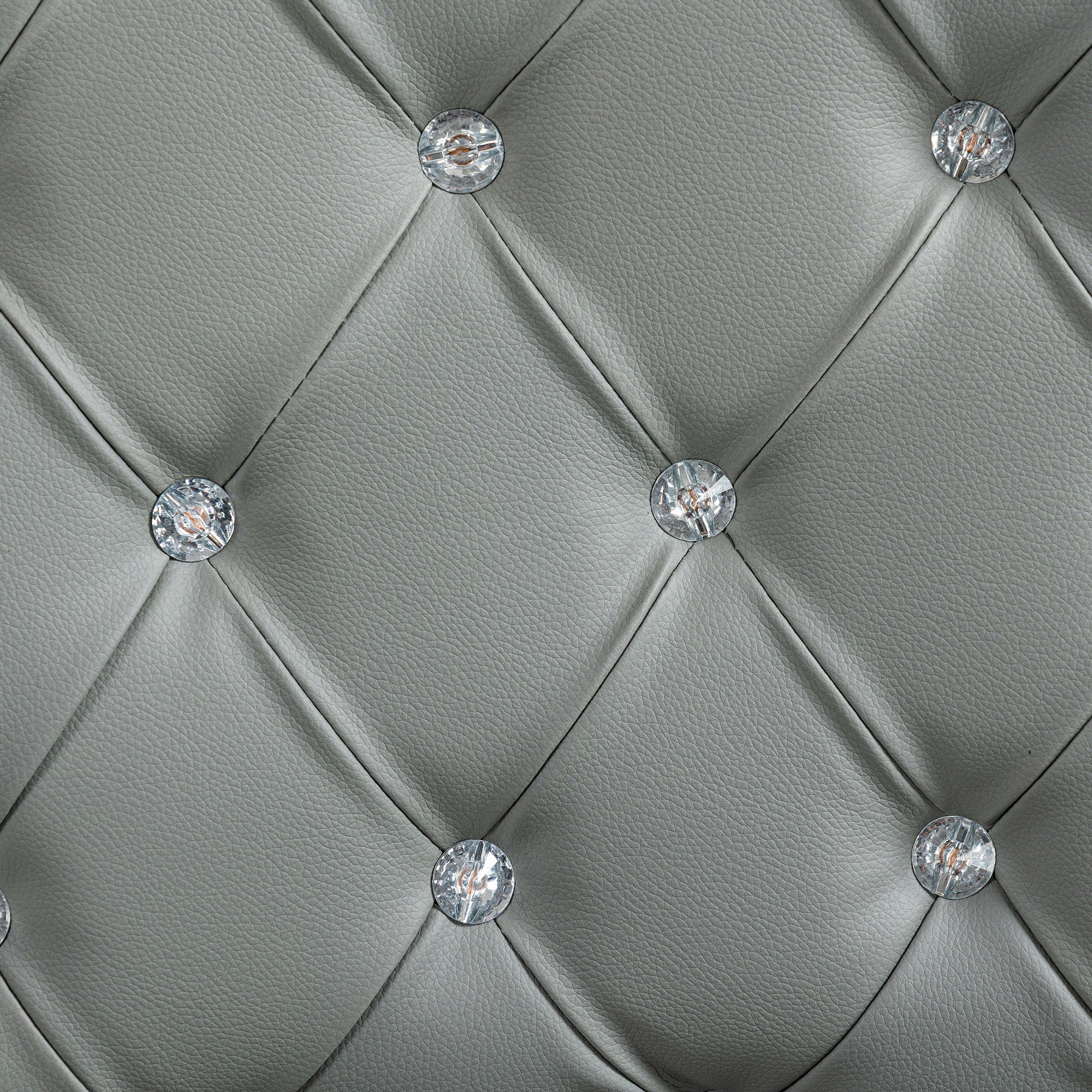 Vinsetto Office Chair PU Diamante Padded Ergonomic 360° Swivel features luxurious padding and stylish diamond detailing.