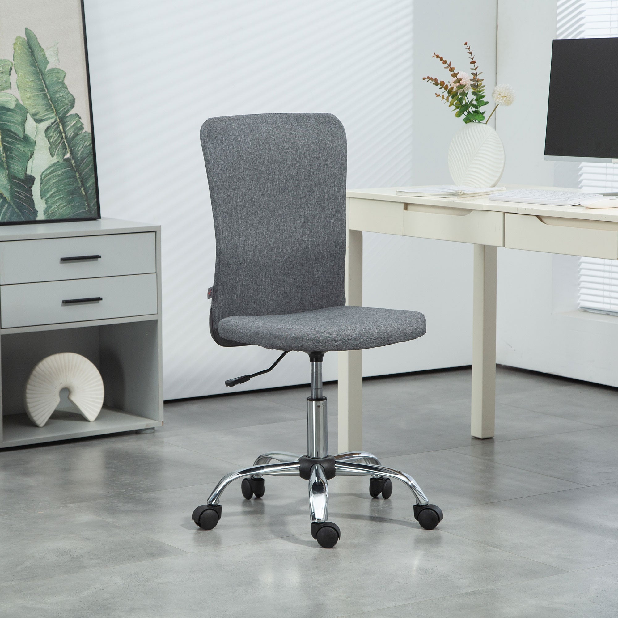 HOMCOM Armless Desk Chair Gas Lift Adjustable For Vanity in grey linen-feel fabric with chrome five-star base.
