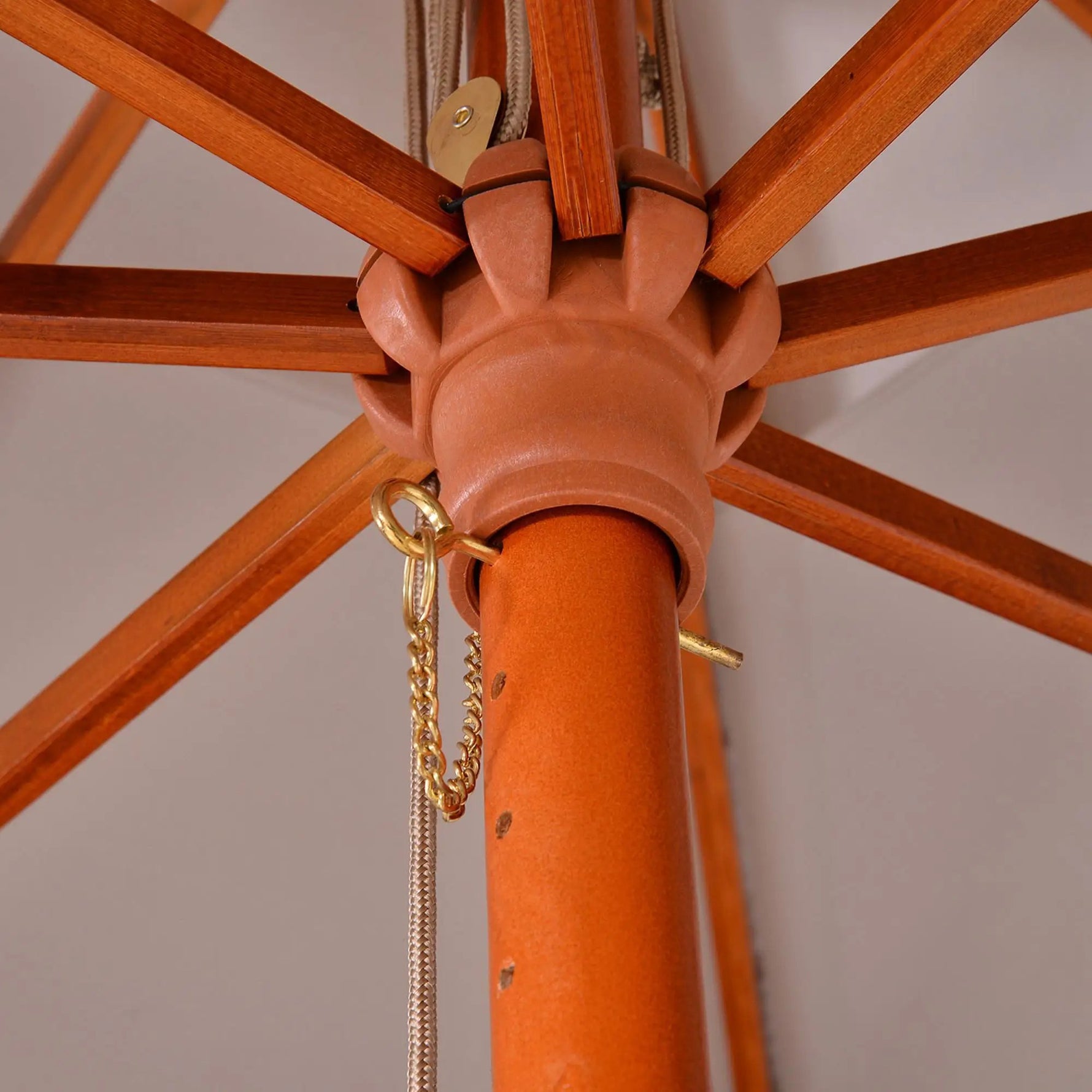 Outsunny Stylish Double-Tier Parasol with Pulley System for Garden & Courtyard - Parasol