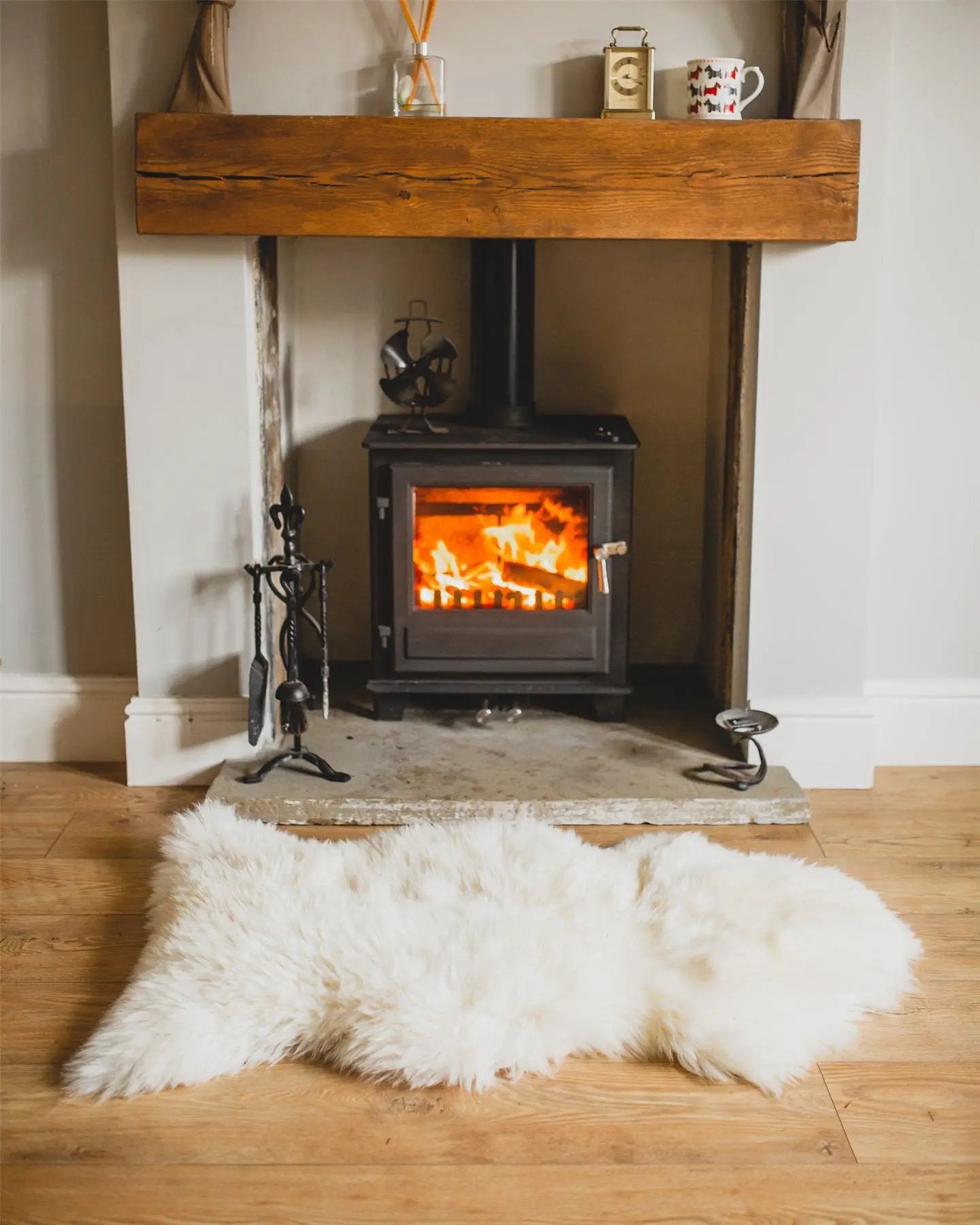 Nordvek Natural Sheepskin Rug Single Pelt - Natural Ivory & Cream Colouring - Rug