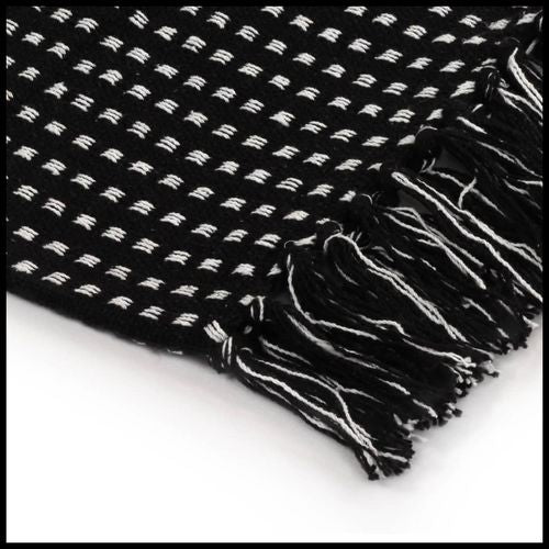 Soft cotton vidaXL Throw Cotton Herringbone 125x150 cm Grey with trendy design and tassels, perfect for decorating.