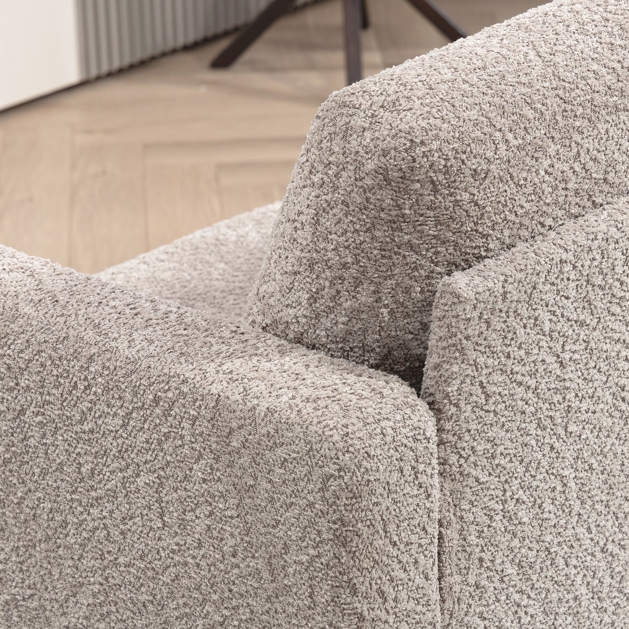 Homcom Chenille Loveseat 138 cm S Springs For Small Rooms in soft beige chenille; close-up of textured upholstery.