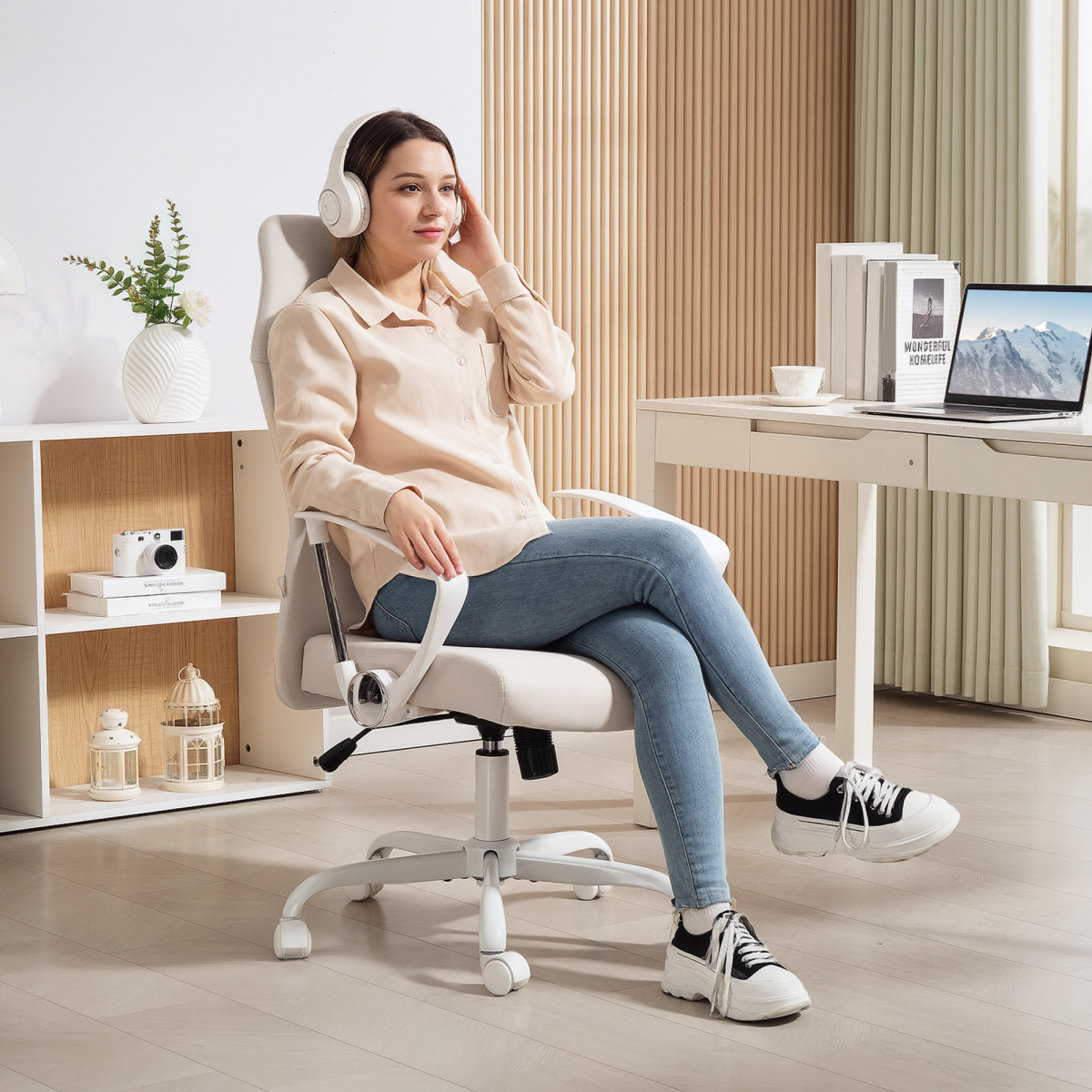 HOMCOM High Back Office Chair Adjustable Tilt For Home offers ergonomic support in a home office.