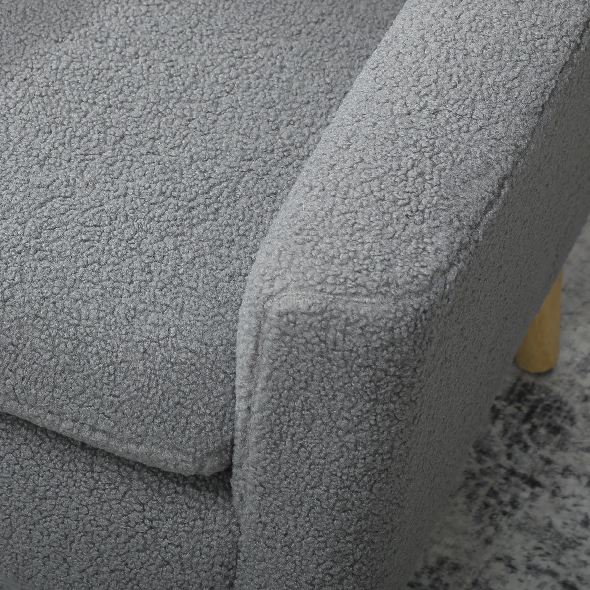 HOMCOM Accent Chair Wide Seat Teddy Fleece For Living Room by HOMCOM