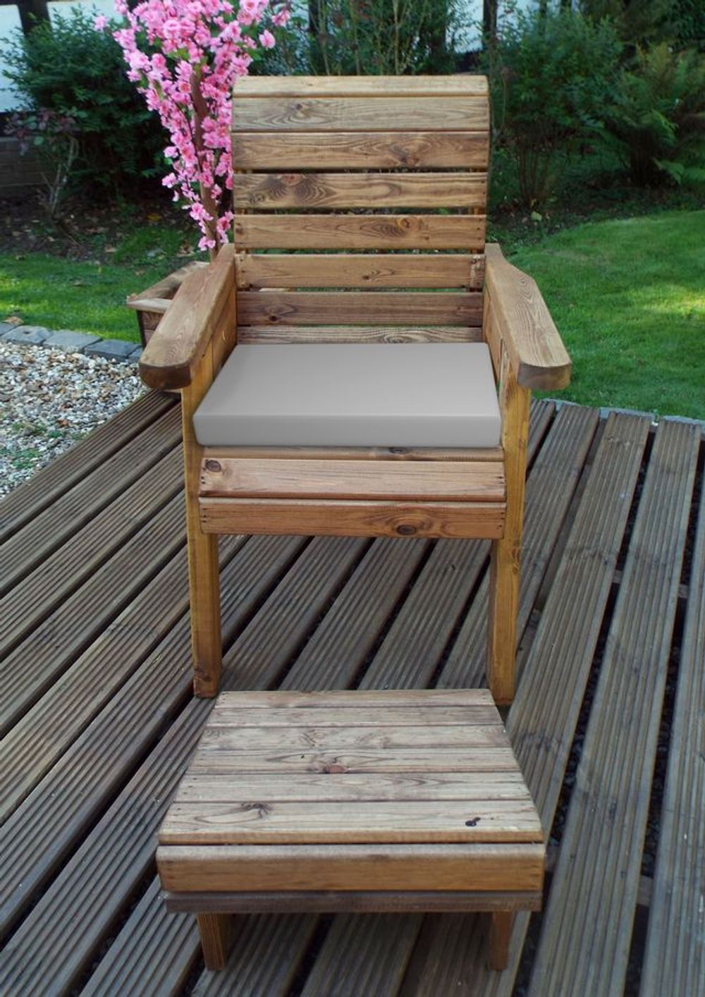 One Seater Garden Lounger - Garden Chairs from Charles Taylor Trading
